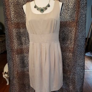 Sz 12 beautiful Banana Republic sleeveless dress